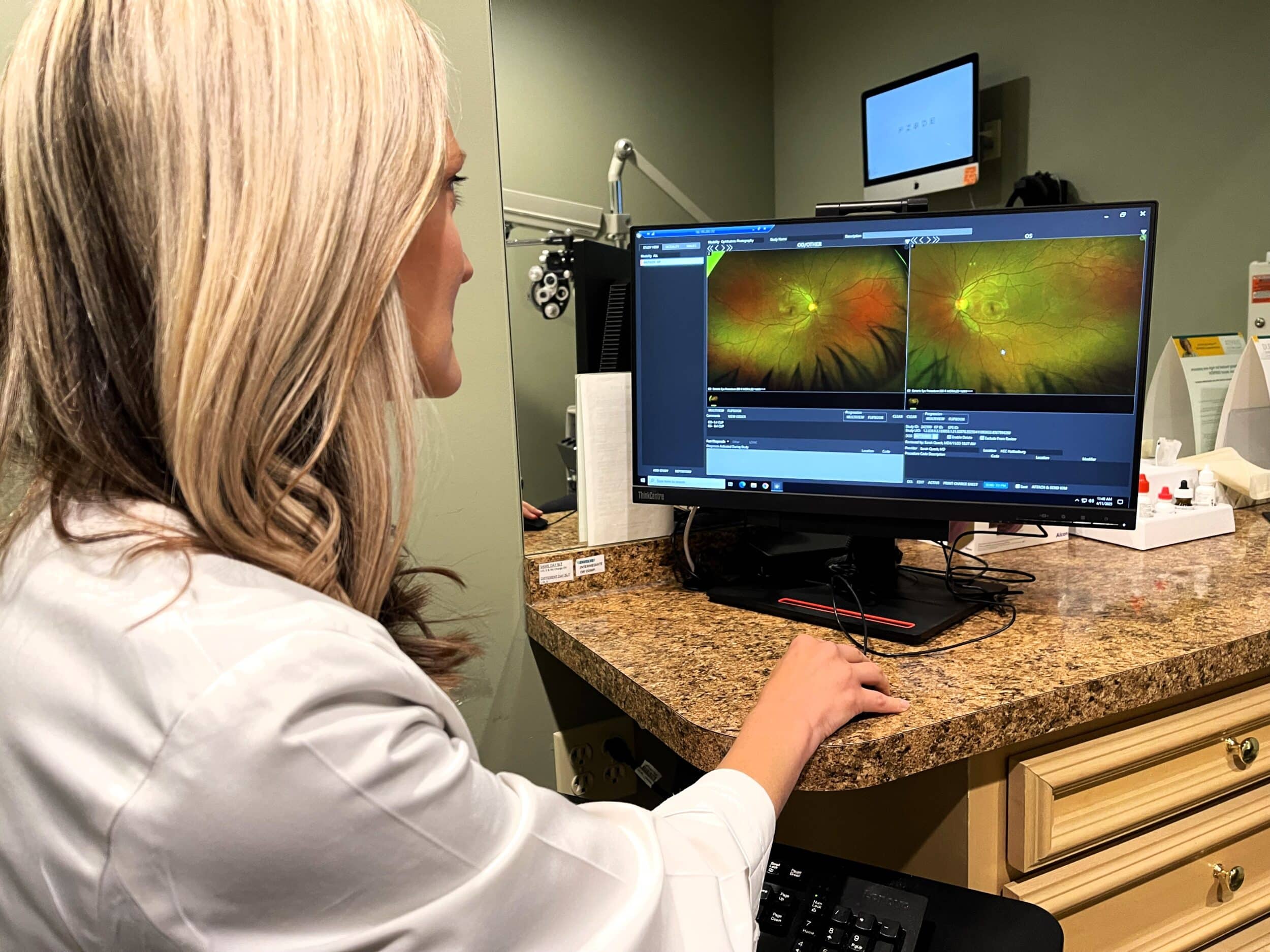 DR QUECK EYE SCAN