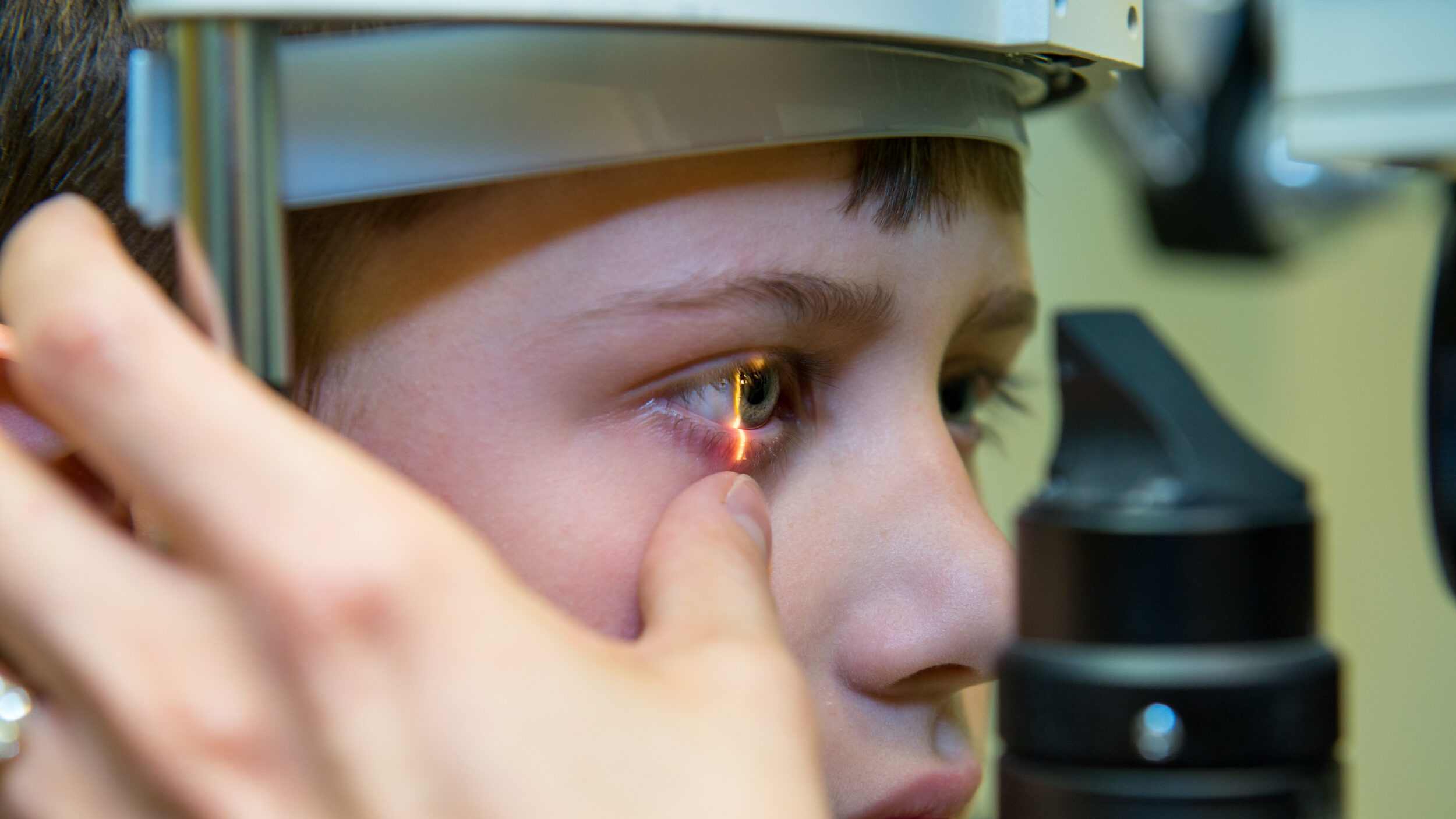HEC Children eye ecu 5740